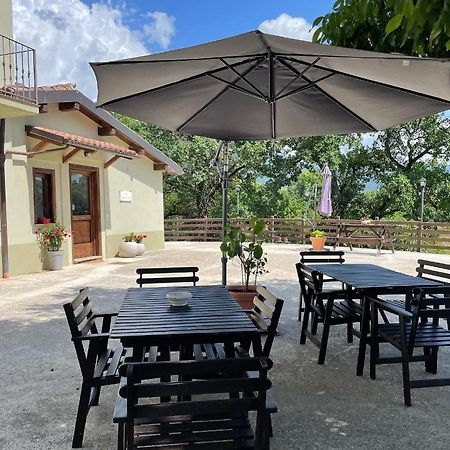 B&B Fonte Vena Norcia Luaran gambar