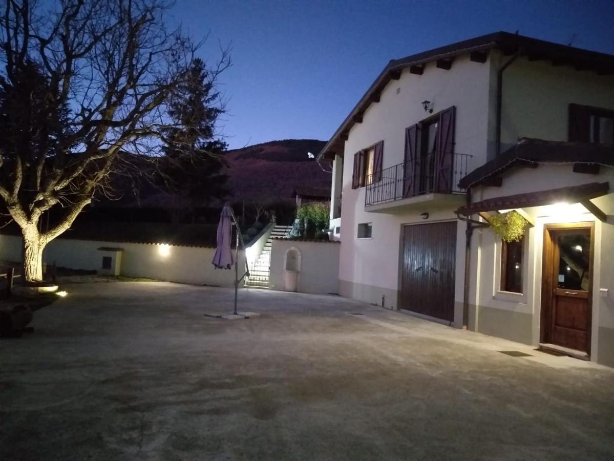 B&B Fonte Vena Norcia Luaran gambar